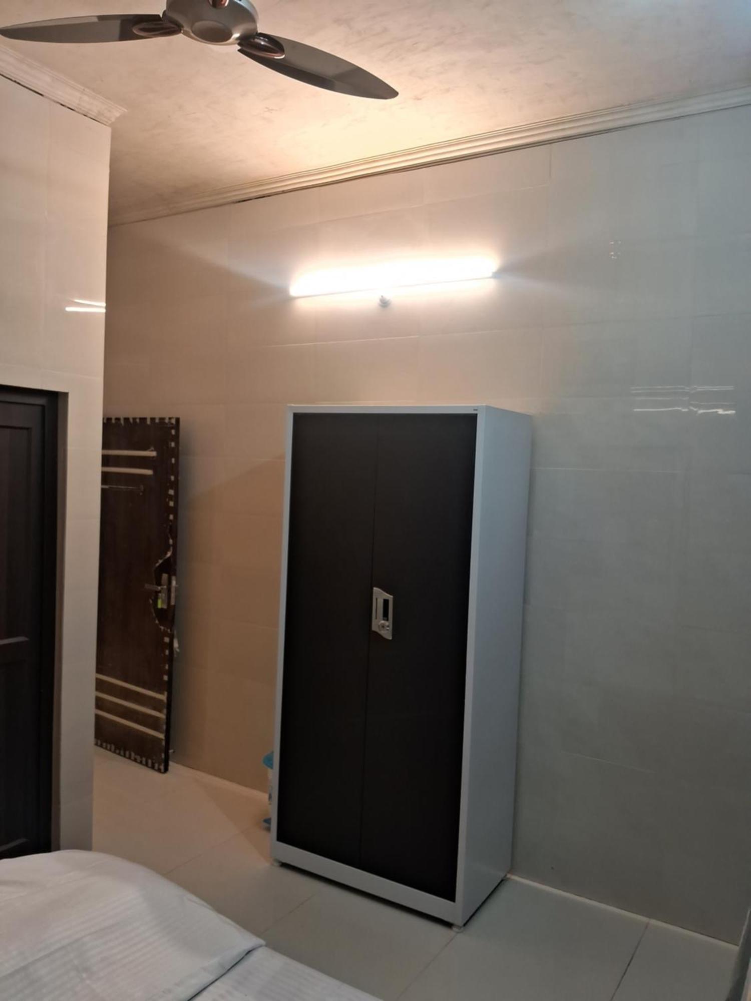 Sri Ram Lalla International Hotel Ayodhya ภายนอก รูปภาพ